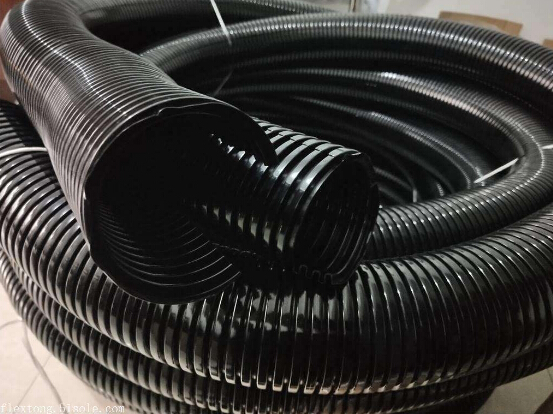 尼龙波纹管100米长每卷如何才能将电线电缆穿过去?